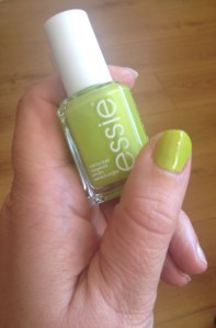 ESSIE MORE MERRIER