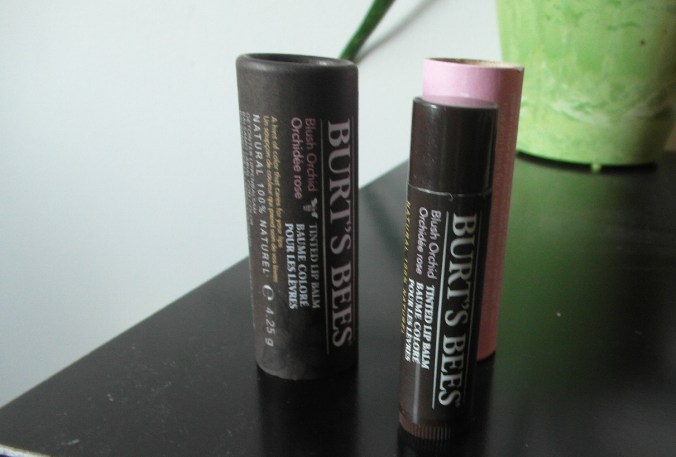 BURTS BEES TINTED 2